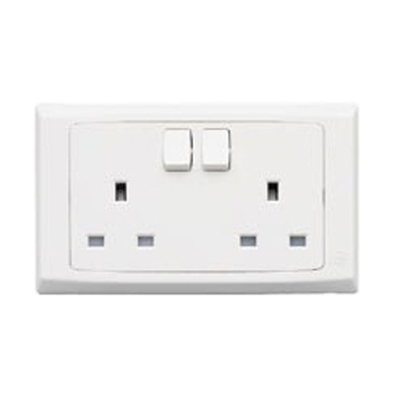 13A 2GANG SWITCHED DOUBLE  SOCKET(MK)